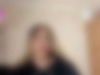 Live cam show with LaDiabla2000 - British on Strip Flash - Live Sex Shows