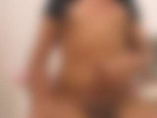 Live cam show with Liamrose1 - Colombia on CamClone