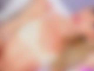 Live cam show with Barbienicolle - Average on madthumbs