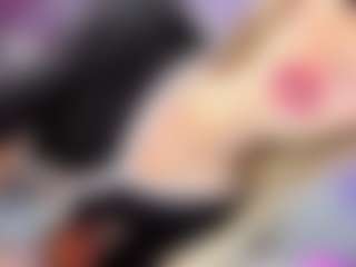 Live cam show with Barbienicolle - Flat Chested on madthumbs