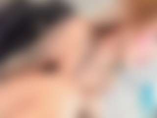 Live cam show with Barbienicolle - Flat Chested on Uber Horny