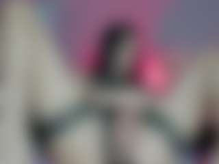 Live cam show with emperatrizwolfy - HD on TeamSkeetLive