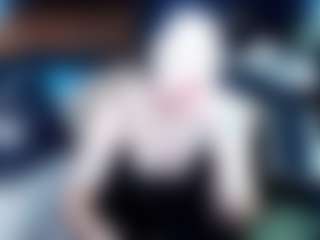 Live cam show with imperatrizasado - Queer on SmokeAndPoke