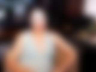 Live cam show with imperatrizasado - Living Room on Camsoda