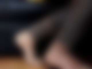 Live-camshow met imperatrizasado - Upskirt op Camsoda