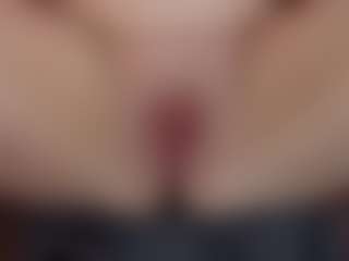 RosieMoons's Live Sex Cam Show