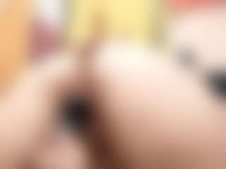 RosieMoons's Live Sex Cam Show