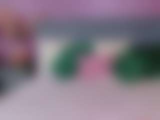 Live cam show with CarlaReys - Bedroom Latina on Camsoda