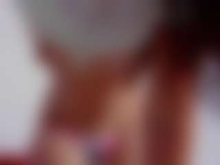 Live cam show with krisleen18 - Latina on camgirlchat.live