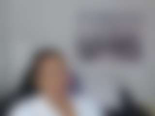 Live cam show with martina-miilf - Mature on Dolls Live