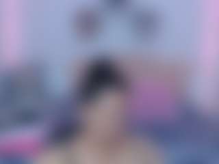 Live cam show with martina-miilf - Smoking on CSO-WL