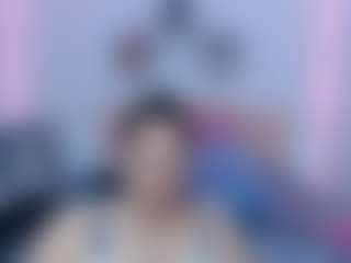 Live cam show with martina-miilf - Latina MILF on Mixed Magazine Live | colombia