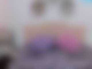 martina-miilf MILF webcam performer live streaming