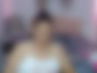 Live cam show with martina-miilf - Shower on madthumbs