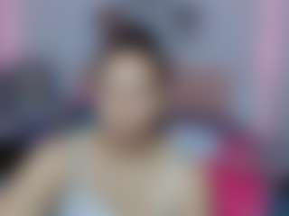 Live cam show with martina-miilf - Middle Aged on Free Soda
