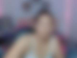 Live cam show with martina-miilf - Shower on Camsoda