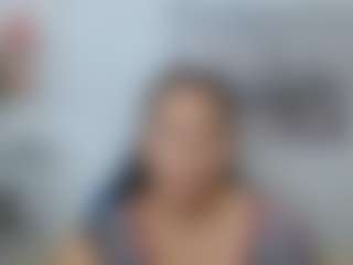 Live cam show with martina-miilf - Smoking on AdultVida.com