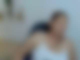 martina-miilf MILF webcam performer live streaming
