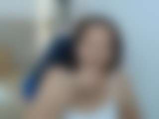martina-miilf MILF webcam performer live streaming