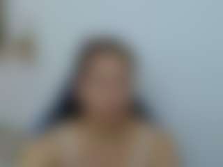 Live cam show with martina-miilf - Mature MILF on Dolls Live