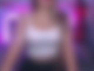 Live cam show with StacyYellig - Living Room on intimatelivegirls.com