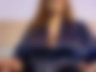 Live cam show with Your_big_ebony_goddess - Bedroom on MyBangCams