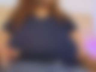 Live cam show with Your_big_ebony_goddess - Living Room on MyBangCams