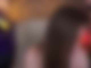 Live cam show with EmmyCharm - Camel Toe on crypto-cams