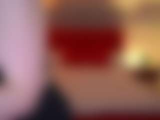 Live cam show with EmmyCharm - Petite on Camming Site