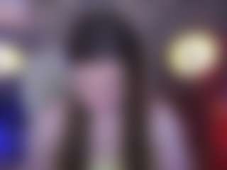 Live cam show with EmmyCharm - Bikini on googirlz