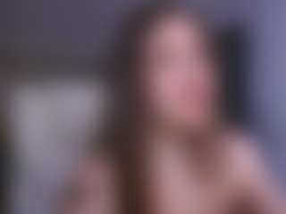 Live cam show with EmmyCharm - Fetish on AdultVida.com