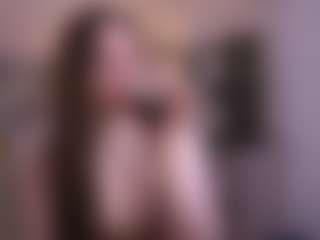 EmmyCharm's Live Sex Cam Show