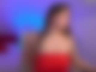 Live cam show with EmmyCharm - Normal on Camsoda