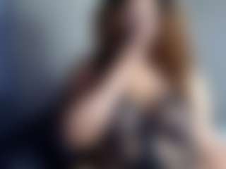 Live cam show with PlatnumBoobsxx - Average on CamClone