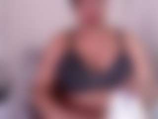 Live cam show with PlatnumBoobsxx - Granny on Milf Play