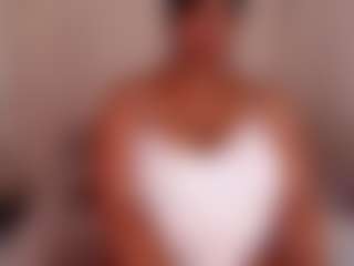 Live cam show with PlatnumBoobsxx - Trimmed Granny on Camsoda