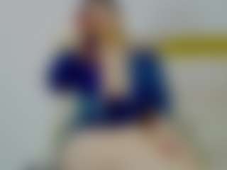 Live cam show with carolina-grey - Smoking on hotwifechat.live