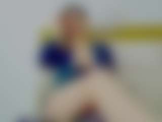 Live cam show with carolina-grey - Blonde Hair Teen (18+) on hotwifechat.live