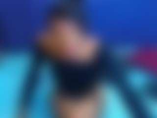 Live cam show with kiwi-nasty - Small Tits on Dolls Live