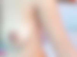 Live cam show with soffia-modre - Oil on Free Soda