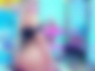 CandyFabiana26's Live Sex Cam Show