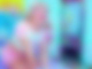 CandyFabiana26's Live Sex Cam Show