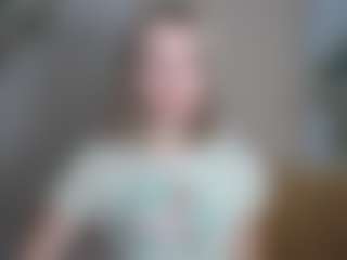 LuciaLittle's Live Sex Cam Show