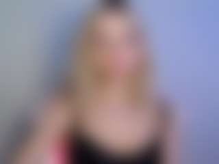 Live cam show with LuciaLittle - Cosplay on CamClone