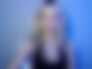 Live cam show with LuciaLittle - Cosplay on intimatelivegirls.com