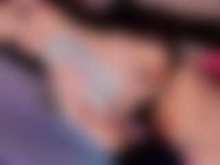 Vanessalombardy's Live Sex Cam Show