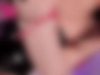 Live cam show with Vanessalombardy - Orgasm on CamClone
