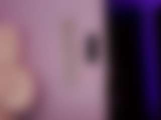 Vanessalombardy's Live Sex Cam Show