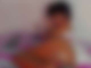 Lucia's Live Sex Cam Show