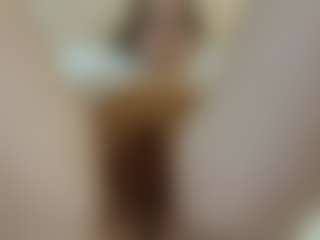 Lola4u's Live Sex Cam Show
